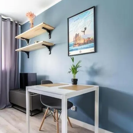 Urban Chic - Center - 3 Bedrooms - Ogrodowa Varsovia